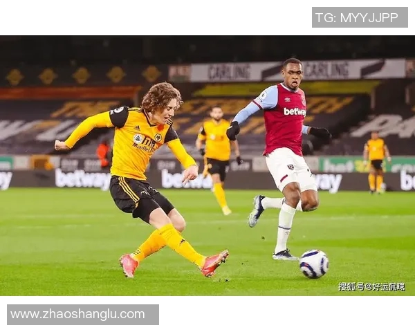 重庆排球队边路渗透战术分析及其在欧冠足球中的启示与反思 重庆排球队边路渗透战术分析及其在欧冠足球中的启示与反思