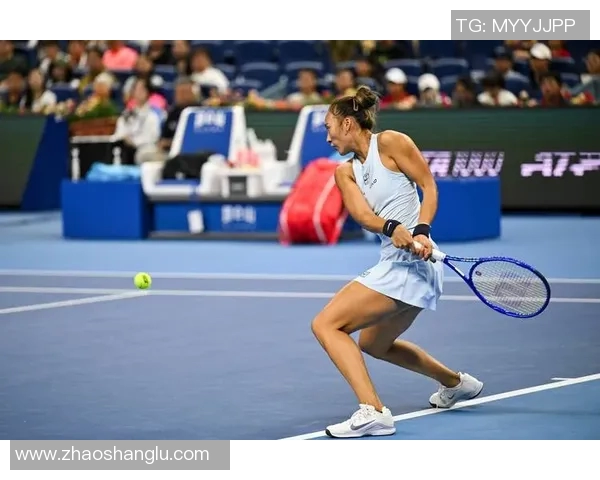 体育实时数据网球新手必看团队协作入门指南助你快速融入双打乐趣 体育实时数据网球新手必看团队协作入门指南助你快速融入双打乐趣