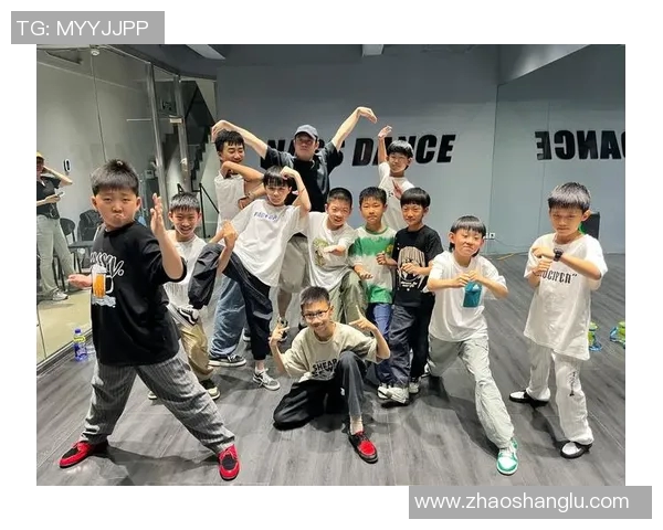 今年运动数据重庆街舞队的反击之路荣耀与挑战交织的舞台故事 今年运动数据重庆街舞队的反击之路荣耀与挑战交织的舞台故事